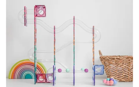 Presentación de juguetes: Basic Fun! Hello Kitty Cheer Bear coleccionable Care Bears peluche 2-pack