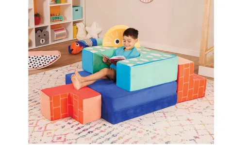 Los niños activos se divertirán mucho con el Skip Hop 4 en 1 Cangrejo de Apilar y Gatear