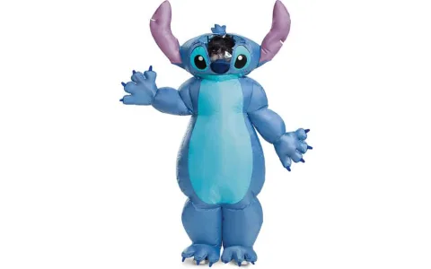 Los niños pueden celebrar el Halloween de verano con la colección del Castillo Embrujado de Disney Store