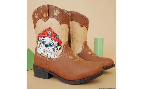Las nuevas botas de Paw Patrol y Bluey de Ground Up están a solo un estirón de pata de distancia