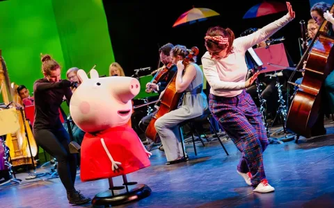 ¡Baila y canta con la familia de Peppa Pig en mi primer concierto de Peppa Pig!