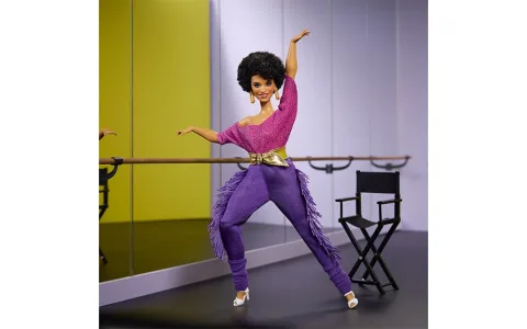 Debbie Allen se une a la colección homenaje de Barbie
