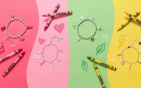 ¡Muestra tus verdaderos colores con las pulseras Crayola de Alex and Ani!