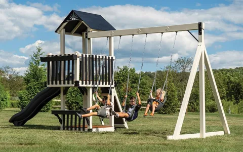 ¡Salta de cabeza a la primavera con los nuevos juegos de jardín al aire libre de King Swings!