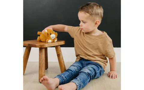 Estos juguetes de peluche de Baby Pals son muy adorables incluso en tamaño pequeño