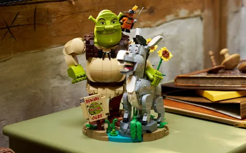 Lleva el pantano a tu estantería con este set de LEGO Shrek