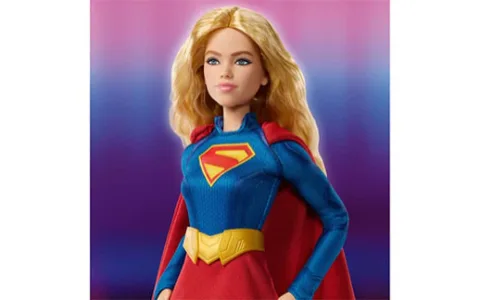 Supergirl salva el juego con los nuevos productos de Warner Bros DC