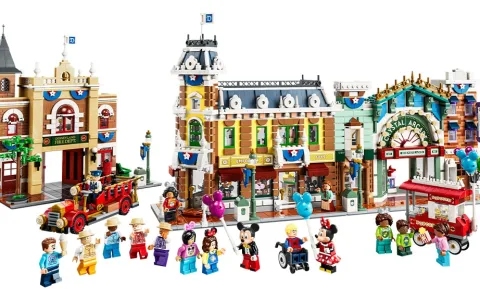 La LEGO Disney Main Street enriquece las construcciones familiares con detalles mágicos.