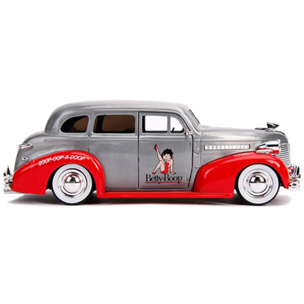 imagen de 1939 Chevy Master Deluxe modelo de coche de metal 1/24 - Simba Toys 3