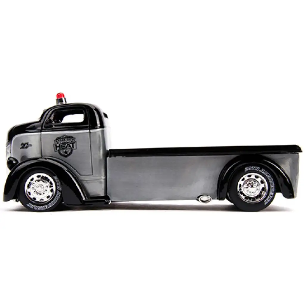 imagen de 1948 Ford COE Flatbed modelo de coche de metal 1/24 - Simba Toys 3