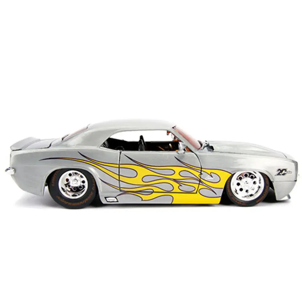 imagen de 1969 Chevy Camaro modelo de coche de metal 1/24 - Simba Toys 3