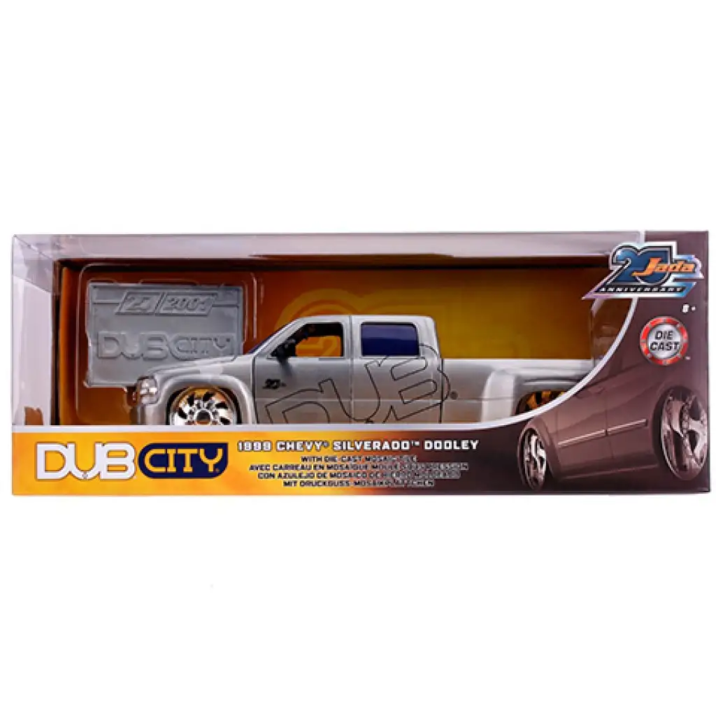imagen de 1999 Chevy Silverado Dooley modelo de coche de metal 1/24 - Simba Toys 1