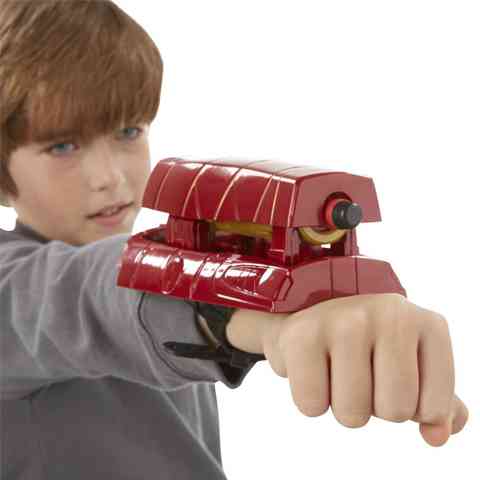 Amerika-kapitany-polgarhaboru-Vasember-Nerf-kilovo-Hasbro