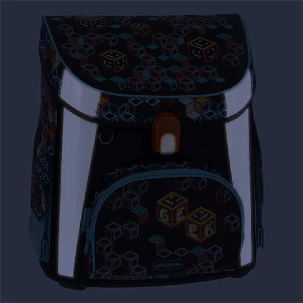 imagen de Ars Una: Mochila escolar compacta Geek con cierre magnético 33x41x24cm 3