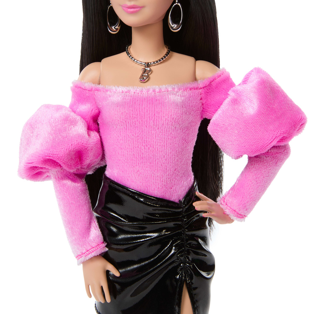 imagen de Barbie Amigas Trendy - Falda Corta Negra - Mattel 5
