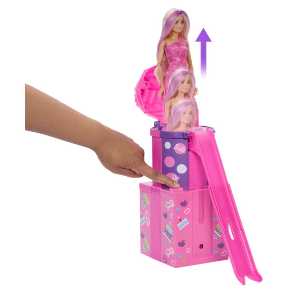 imagen de Barbie fiesta revela set sorpresa con tobogán - Mattel 3