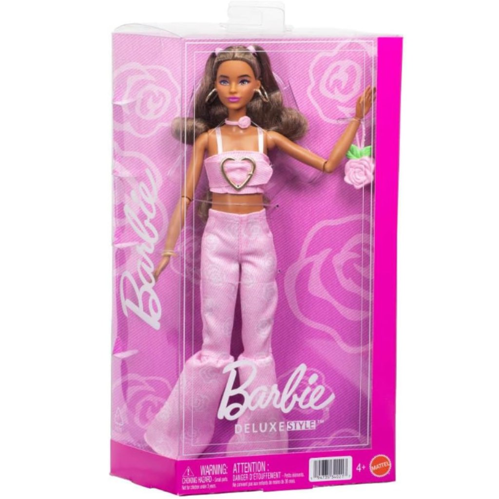 imagen de Barbie: Muñeca amigas a la moda con conjunto de ropa de estampado de rosas - Mattel 1