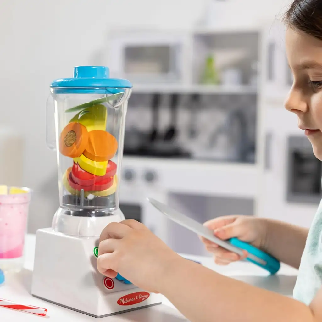 imagen de Batidora de smoothie de madera con accesorios - Melissa & Doug 4