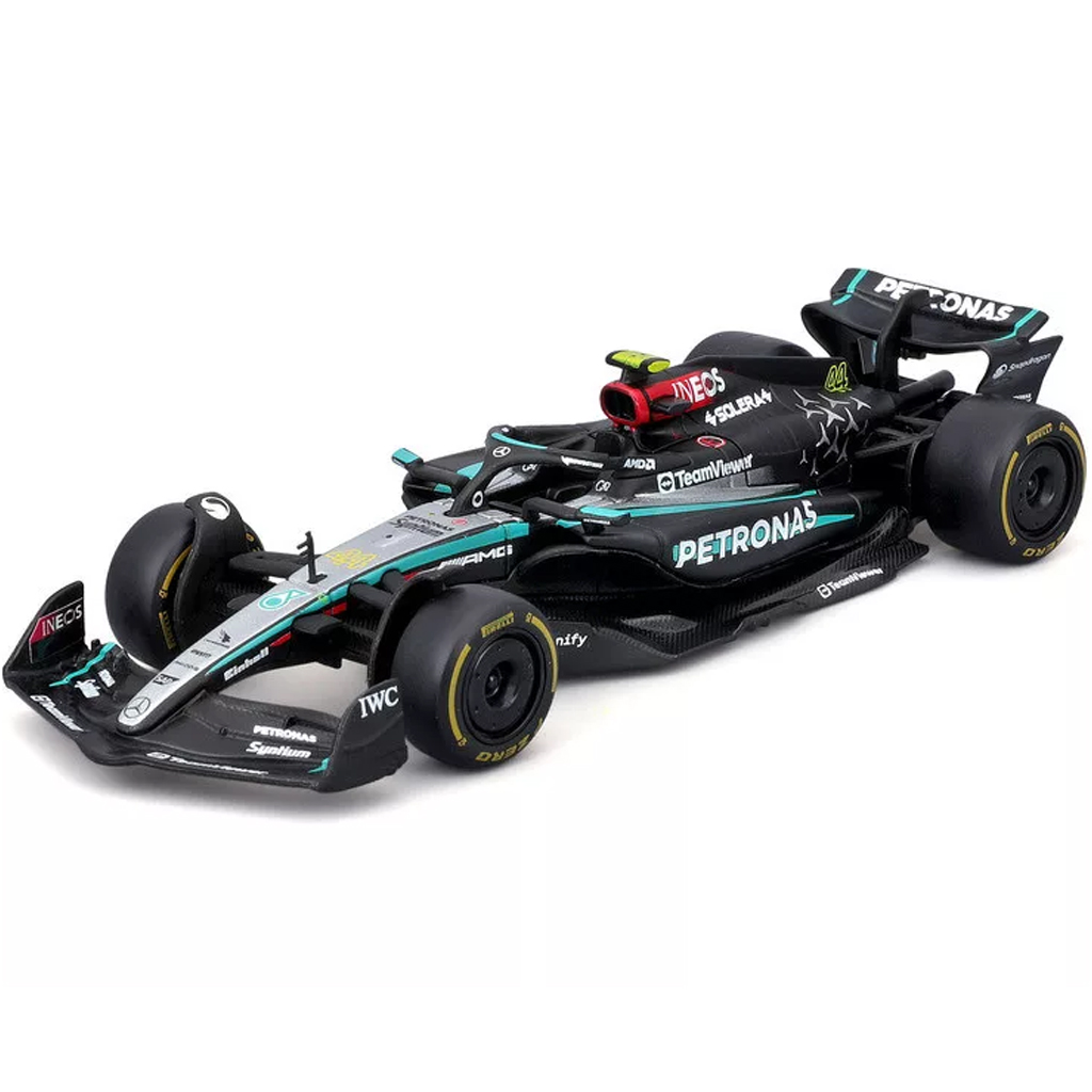 imagen de Bburago: Mercedes-AMG F1 W15 Performance coche de carreras de metal modelo 1/43 (Lewis Hamilton #44) 2