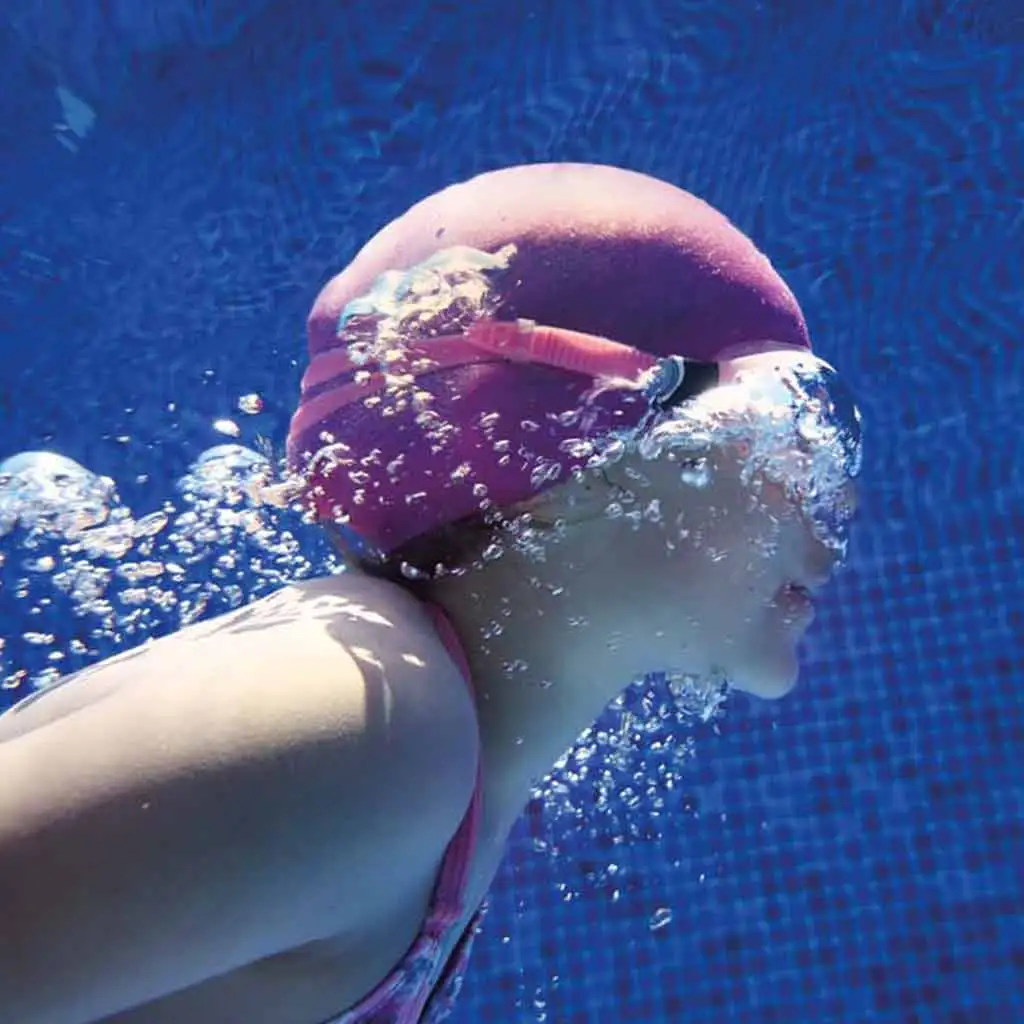 imagen de Bestway: Gorro de natación de silicona Glider™ a partir de 14 años en 3 colores 1ud 2