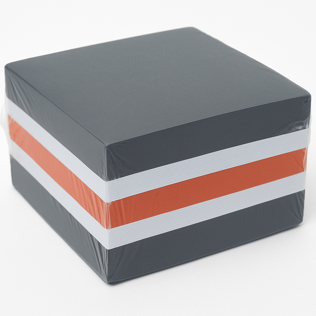 imagen de Bloc de notas en color negro-blanco-naranja 8,5x8,5x4cm 1