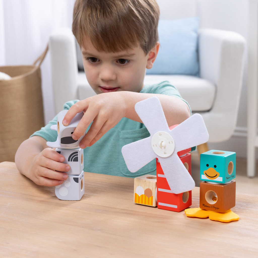 imagen de Blockables: Amigos de la granja juego de construcción de madera - Melissa & Doug 3