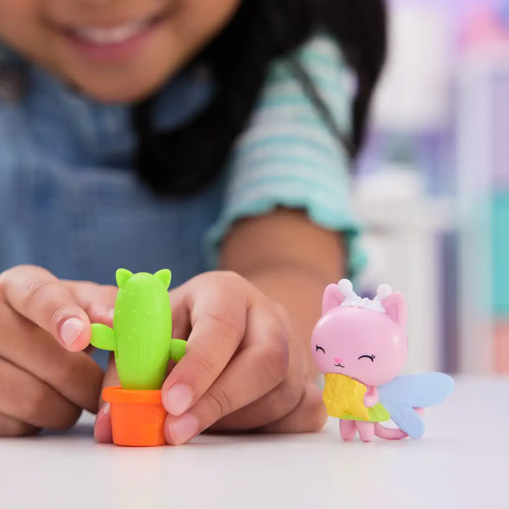 imagen de Casa de muñecas Gabi: Set de juego de Hada Gato y su cactus - Spin Master 3