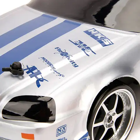imagen de Coche teledirigido Nissan Skyline GT-R drift 1/10 - Simba Toys 3