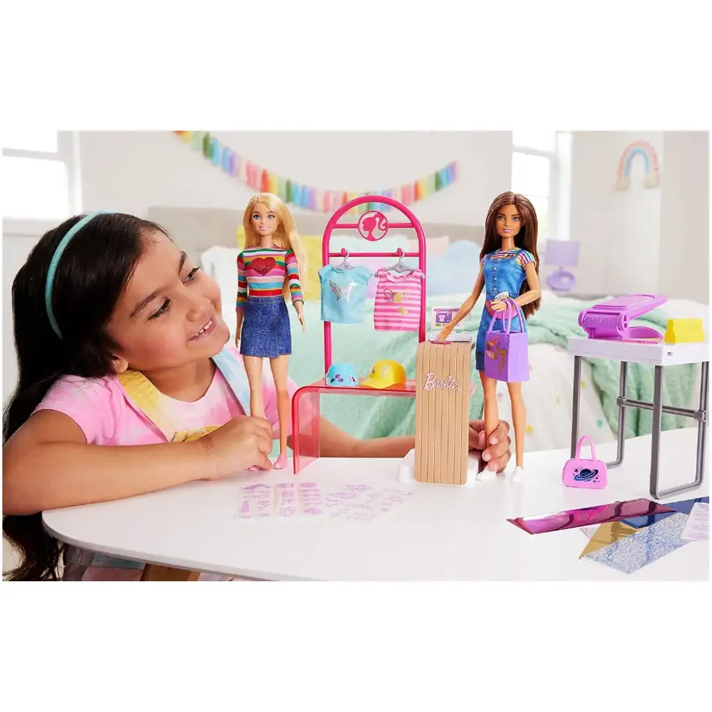 imagen de Conjunto de juego de diseñadora de moda Barbie Boutique - Mattel 3
