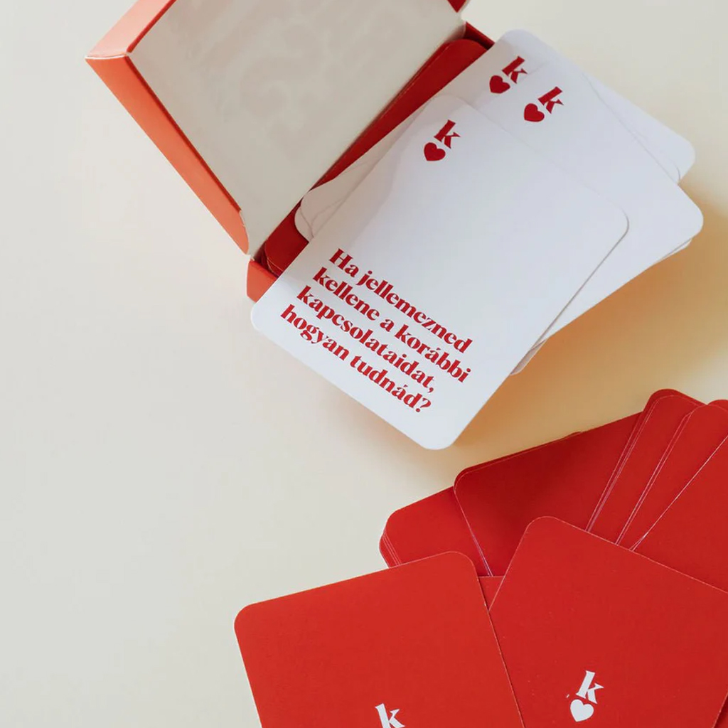 imagen de Contorno: Cita Nocturna — Juego de cartas conversacionales para las primeras citas 3