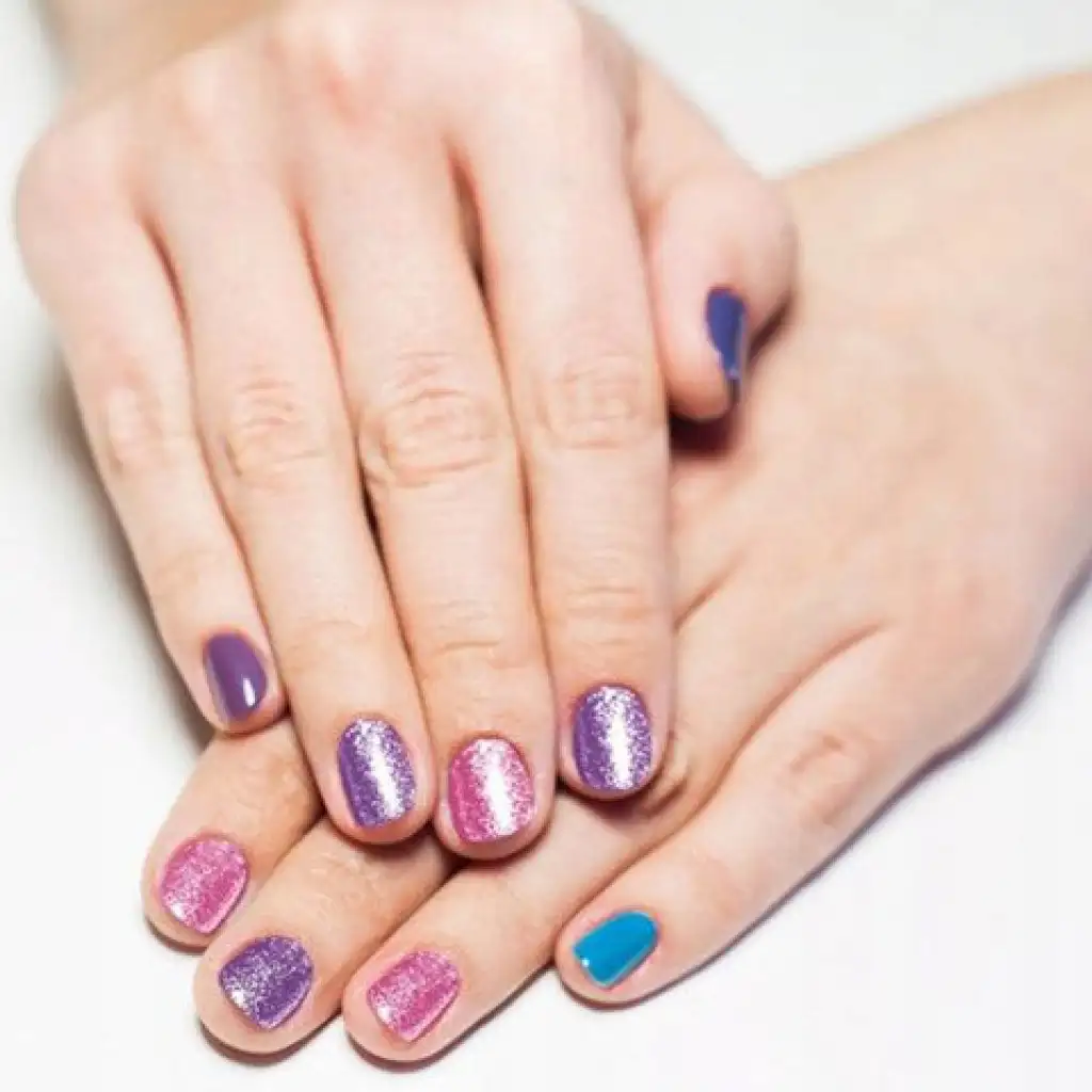 imagen de Crazy Chic Glitter Pen set de uñas brillantes - Clementoni 5