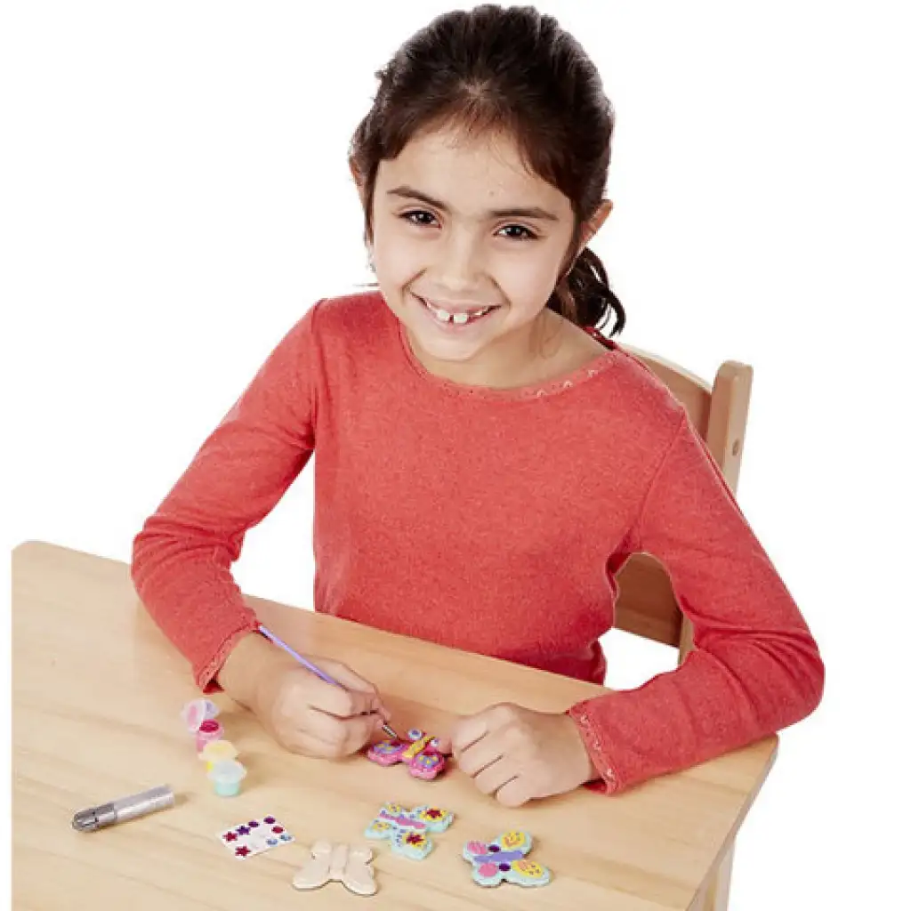 imagen de Creador de imanes de nevera de mariposas - Melissa & Doug 4