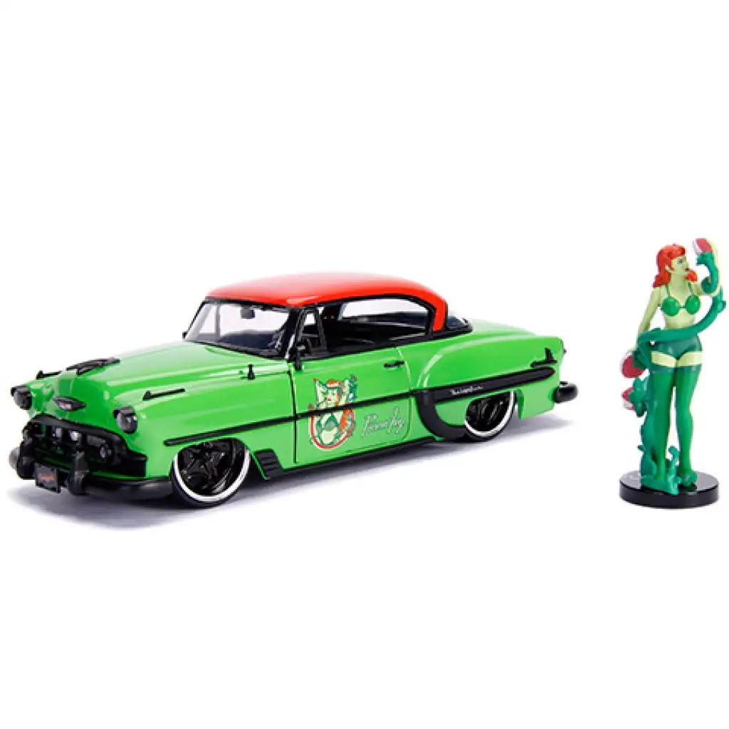 imagen de DC Comics: Figura de Poison Ivy y modelo de coche de metal 1953 Chevy Bel Air 1/24 - Simba Toys 2