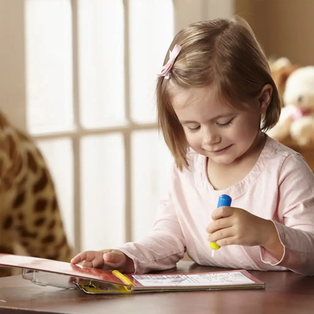 imagen de Dibujo de vehículos con agua juego creativo - Melissa & Doug 3
