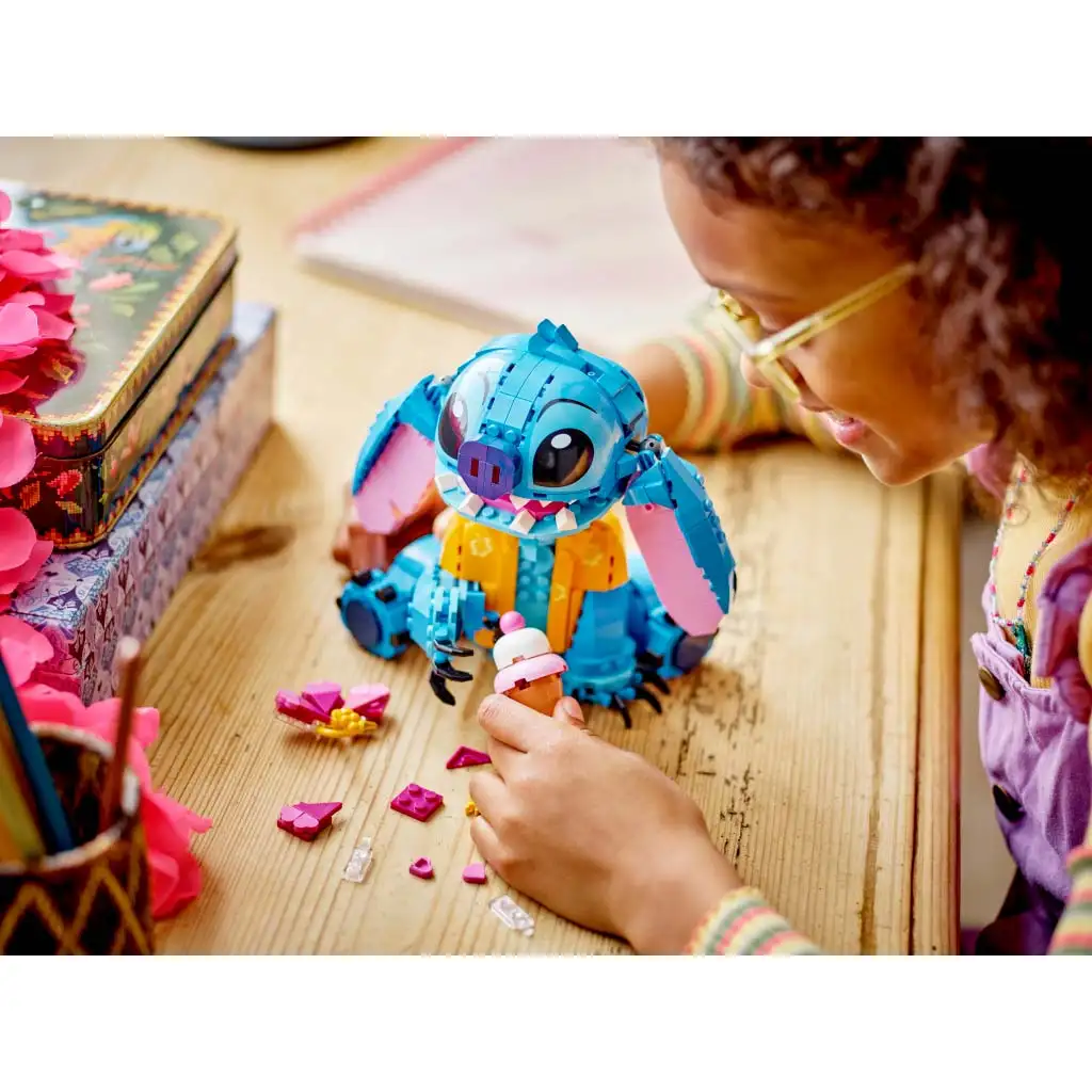 imagen de LEGO® Disney: Stitch (43249) 4