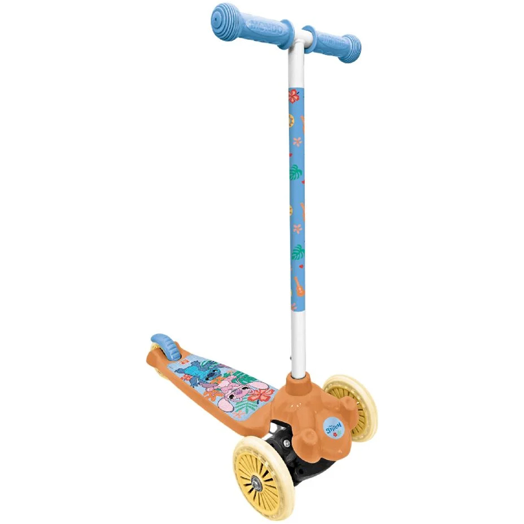 imagen de Disney Stitch Twist and Roll patinete de tres ruedas - Mondo Toys 1