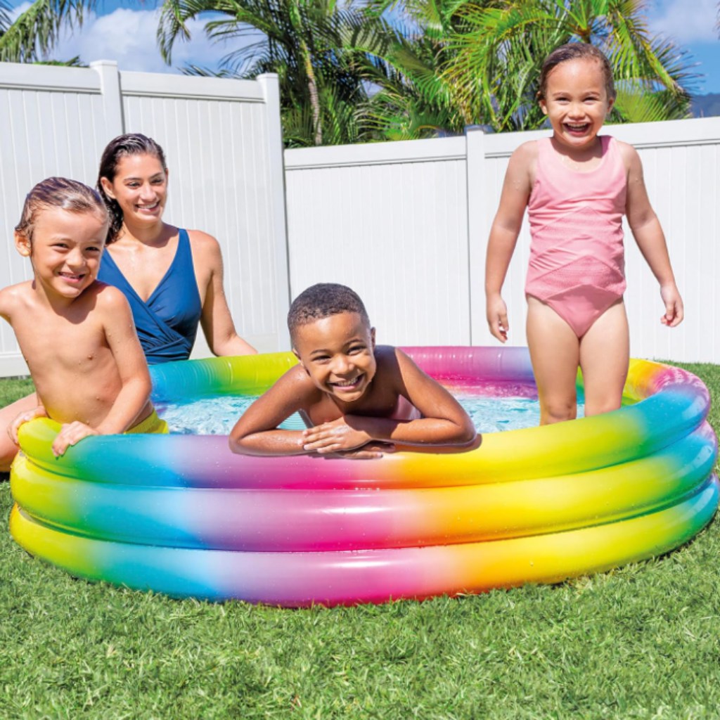 imagen de Geometría Salvaje piscina de 3 anillos 147x35cm - Intex 2