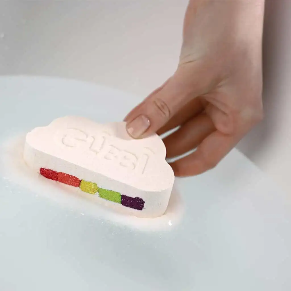 imagen de Glibbi Boom: bomba de baño en forma de nube con colores del arcoíris - Simba toys 2