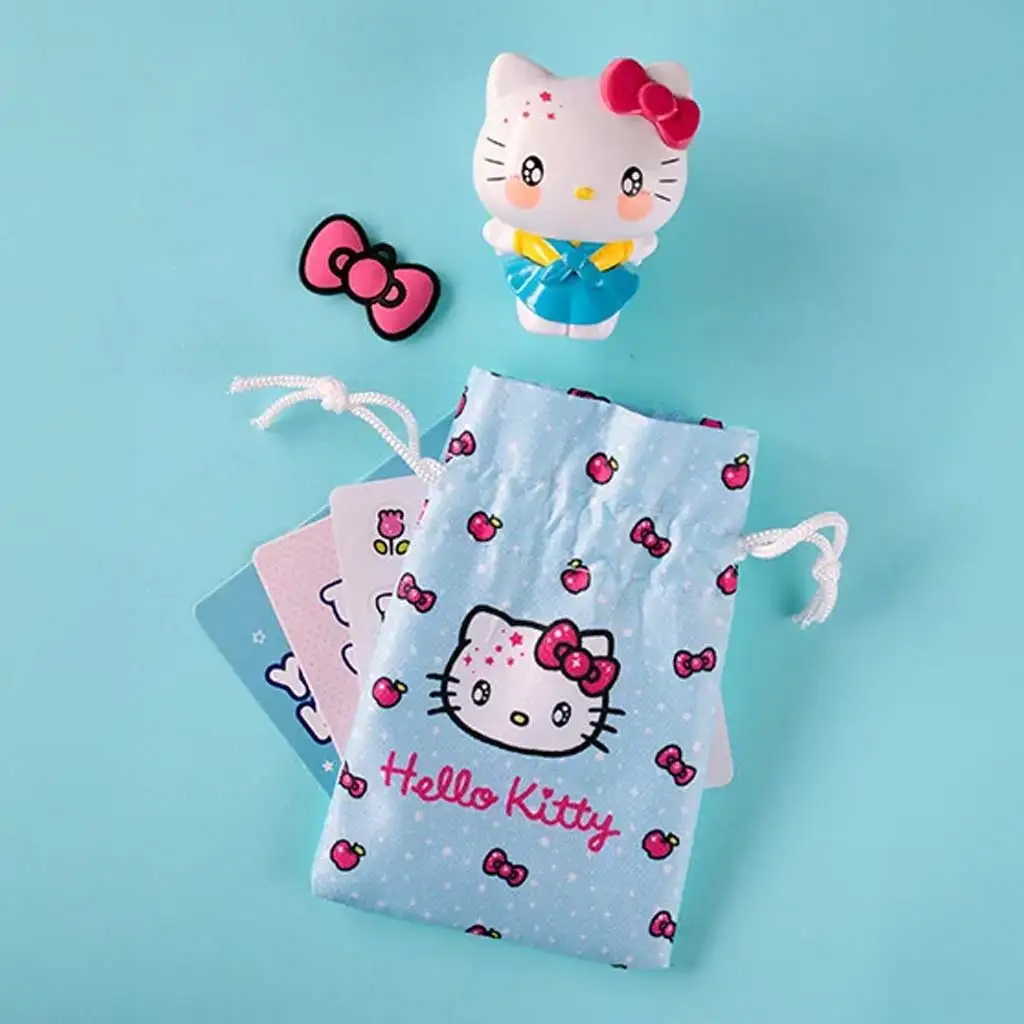 imagen de Hello Kitty: Figura de Hello Kitty en caja con accesorios de 6 cm 3