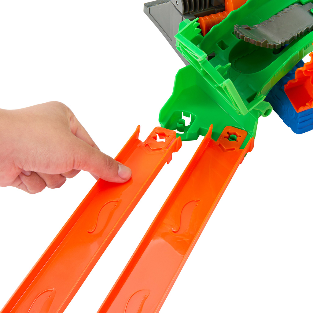 imagen de Hot Wheels Monster Trucks: Carrera de Dragones - Mattel 4