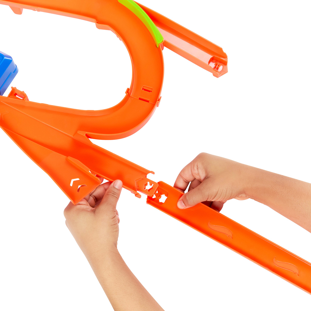 imagen de Hot Wheels Stunt Tracks: Colisión en el aire set de pista con cochecito – Mattel 3