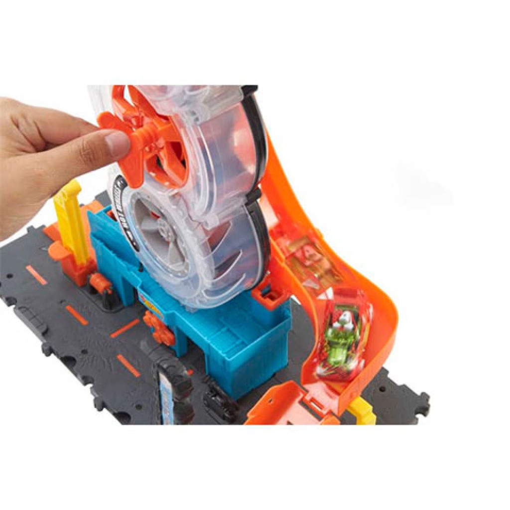 imagen de Hot Wheels: Taller de neumáticos de tres ruedas - Mattel 3