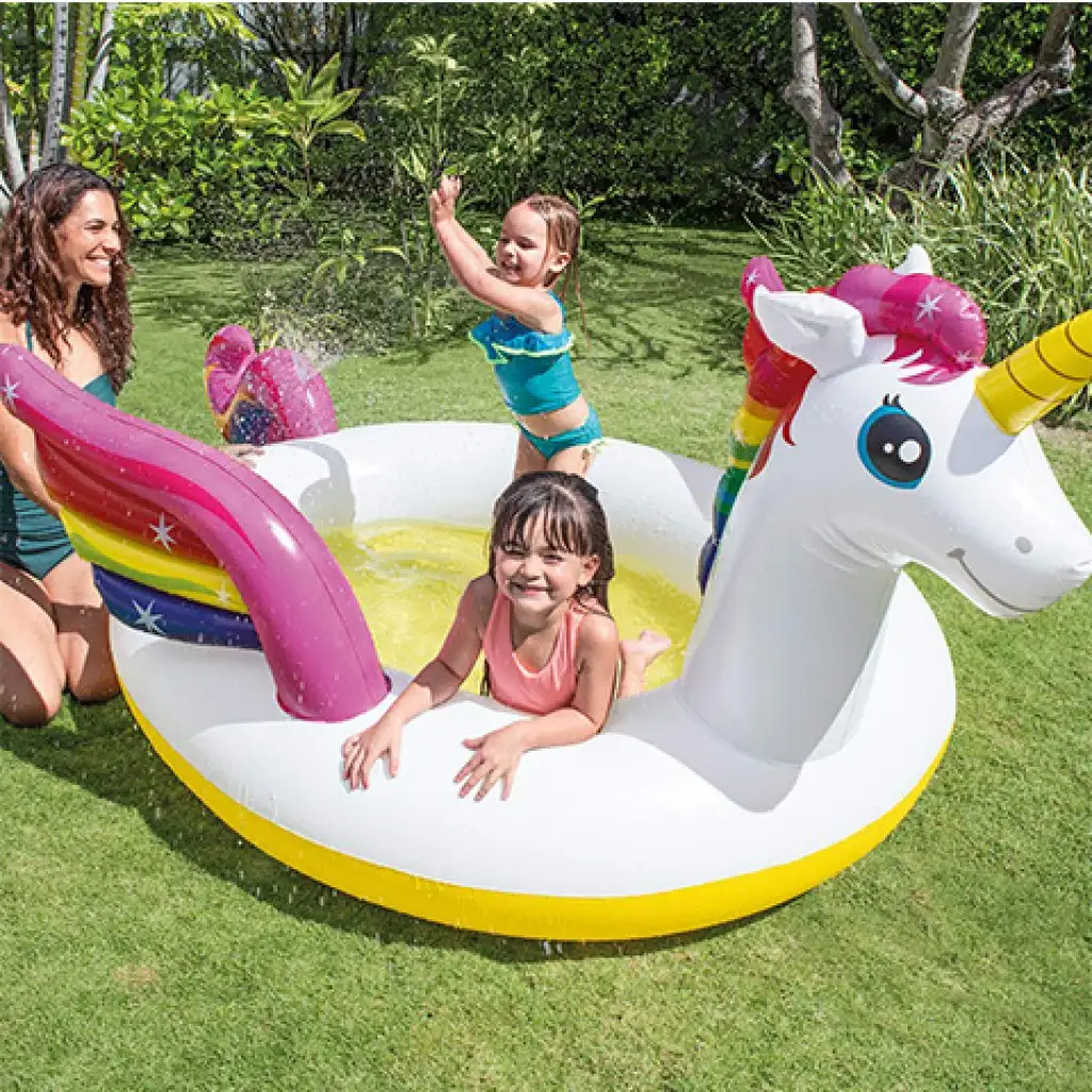 imagen de Intex: Piscina infantil de unicornio con rociador 272x193x104cm 2