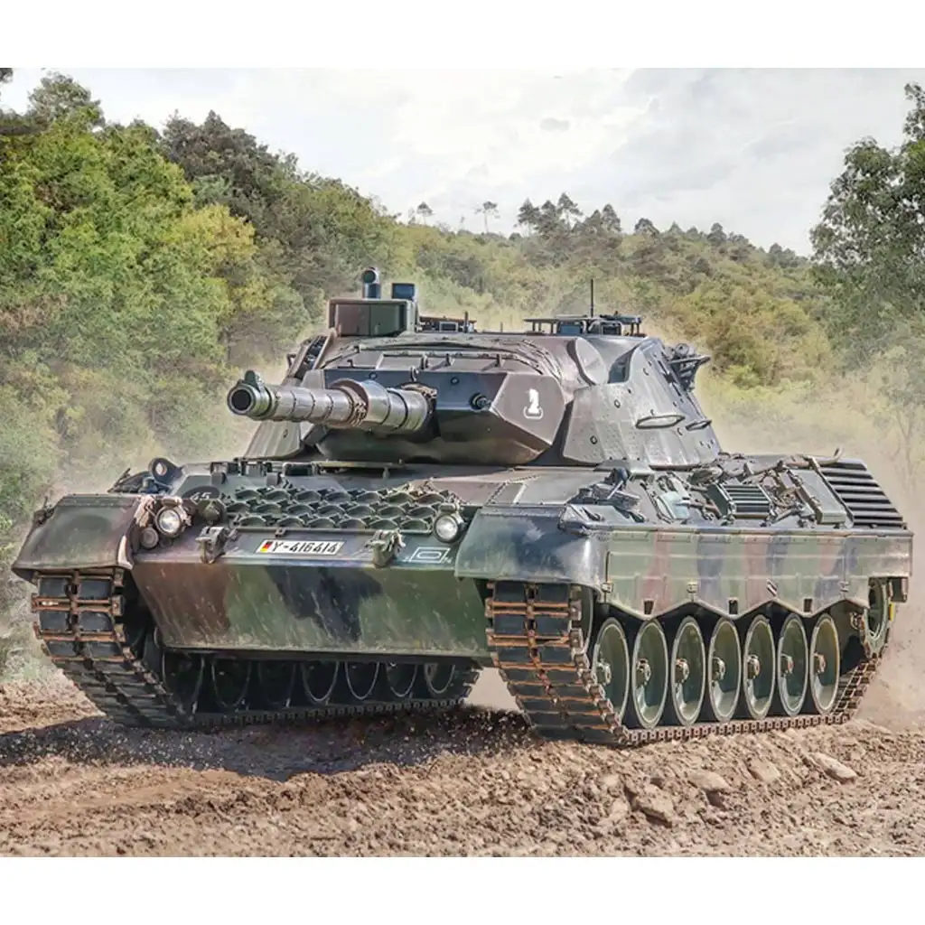 imagen de Italeri 1/35 Leopard 1A5 tanque modelo 9