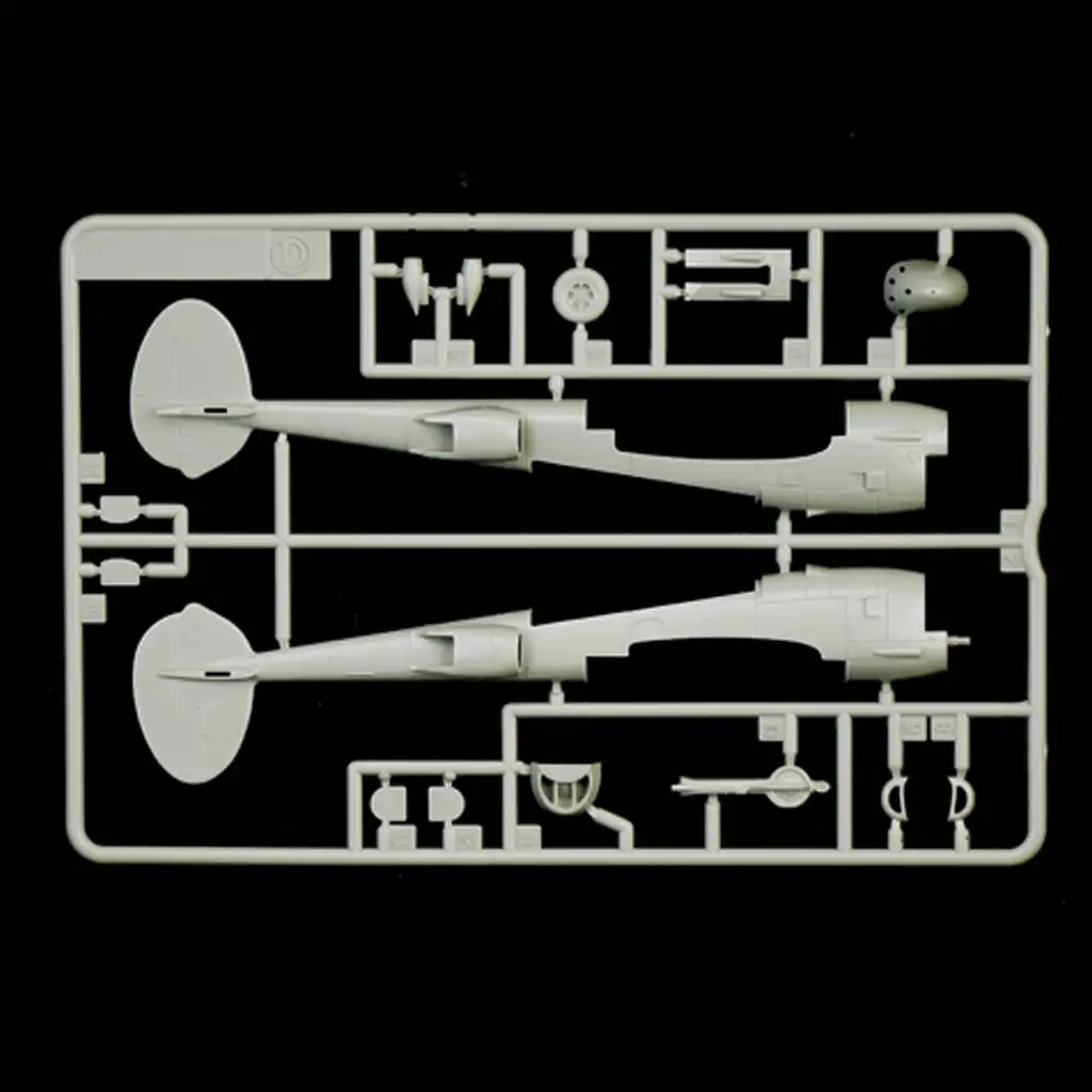 imagen de Italeri 1/72 P-38J Lightning modelo de avión 4