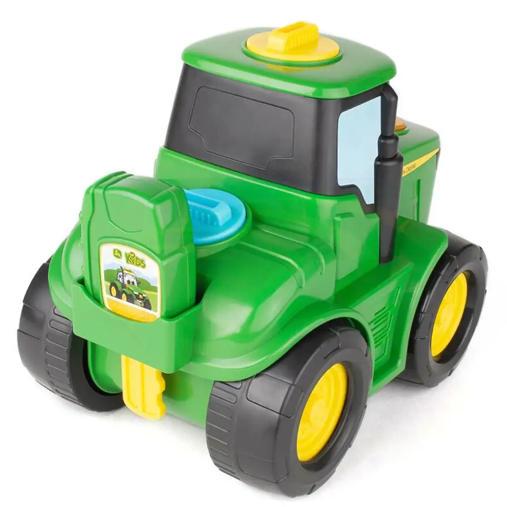 imagen de John Deere: Key 'n Go Johnny tractor con llave de arranque y función de movimiento 2