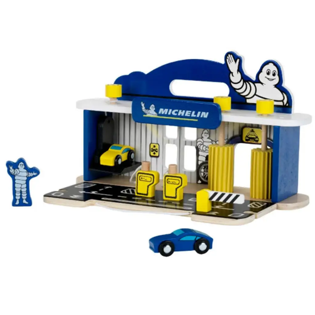 imagen de Juego de servicio de madera Michelin con accesorios 3