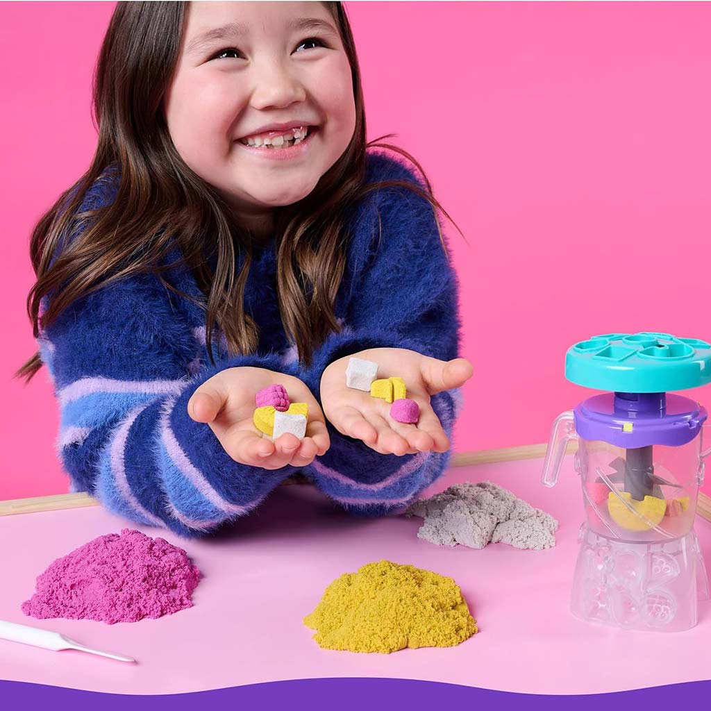 imagen de Kinetic Sand: Mezclador de batidos 396g con arena moldeable - Spin Master 5