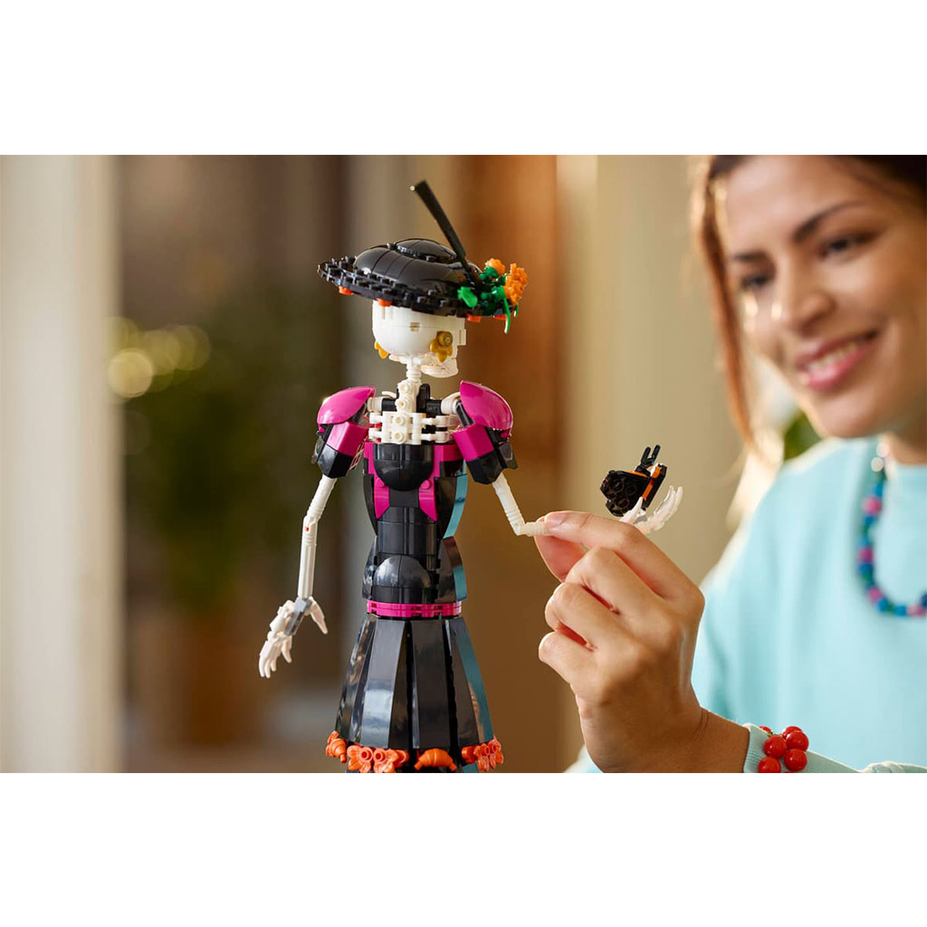 imagen de LEGO® Ideas: La Catrina (21372) 17