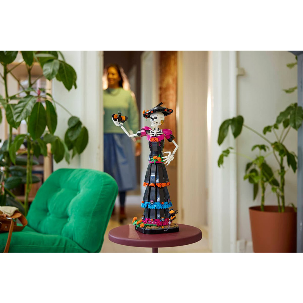 imagen de LEGO® Ideas: La Catrina (21372) 9